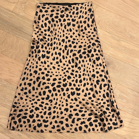 Realisation Par leopard silk skirt - Picture 1 of 3